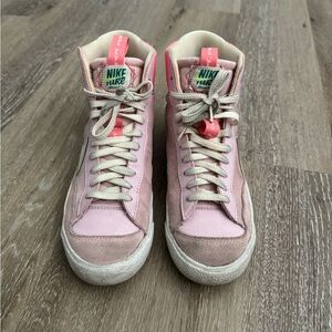 Nike Pink Blazer Mid